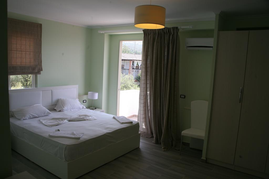 Hotel Ionian Dhërmi Cameră foto