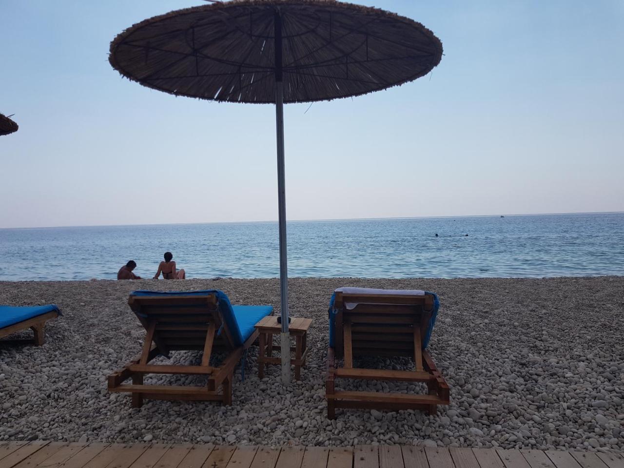 Hotel Ionian Dhërmi Exterior foto